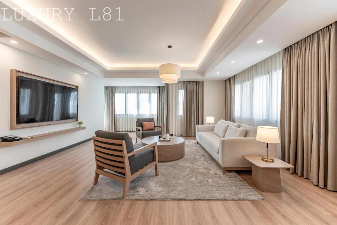 Angia Luxury Apartment Inside Landmark 81 Tower Ho-Chi-Minh-Stadt Exterior foto